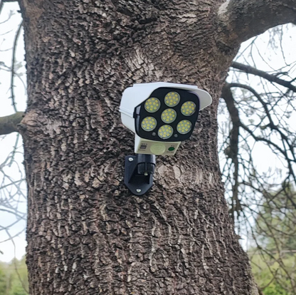 Foco Solar Led Tipo Cámara de Vigilancia